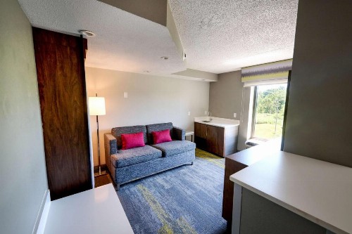 Hampton Inn Flemington - image 16