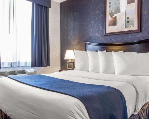 Paramount Inn - image 4