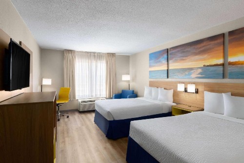 Days Inn by Wyndham Florence Near Civic Center - image 38