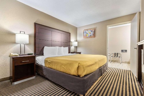 Econo Lodge Florence - image 16