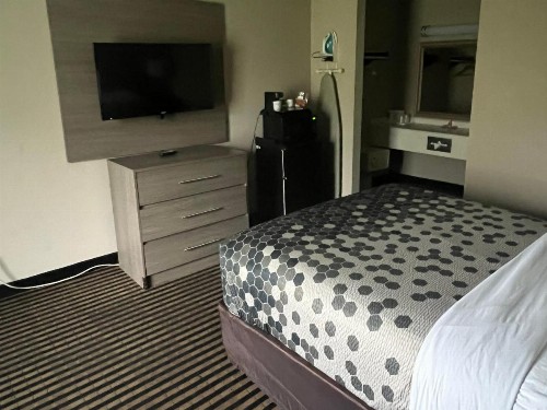 Econo Lodge Florence - image 22