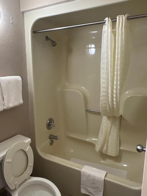 Econo Lodge Florence - image 26