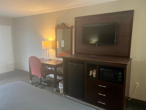 Econo Lodge Florence - image 3