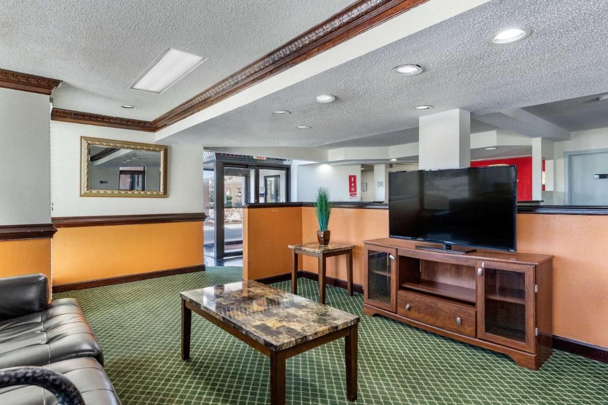 Econo Lodge Florence - image 5