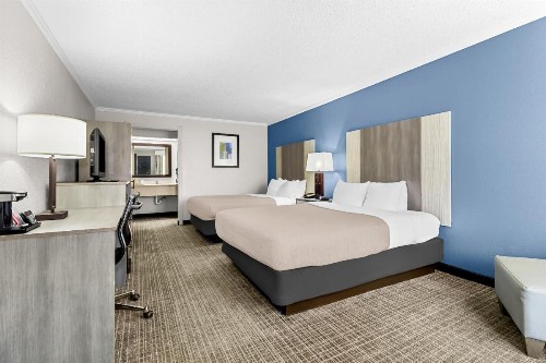 Quality Inn & Suites Civic Center - image 26