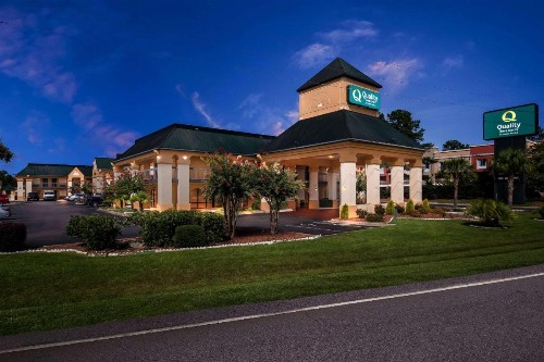 Quality Inn & Suites Civic Center - image 36