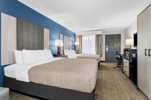 Quality Inn & Suites Civic Center - image 39