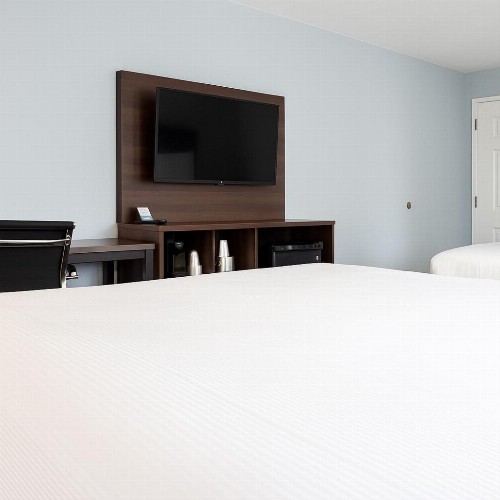Florence Inn and Suites - image 23