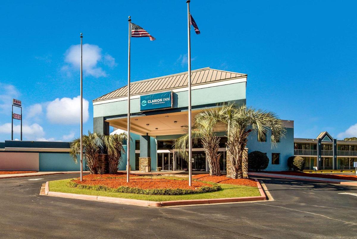Clarion Inn & Suites - main image