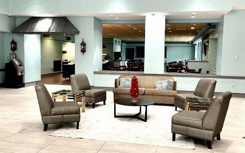Clarion Inn & Suites - image 38