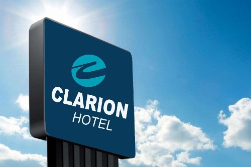 Clarion Inn & Suites - image 5