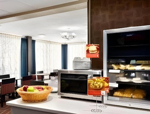 Baymont Inn & Suites by Wyndham Florence - image 12
