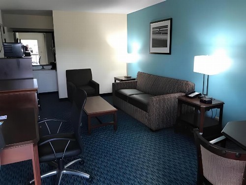 Baymont Inn & Suites by Wyndham Florence - image 19