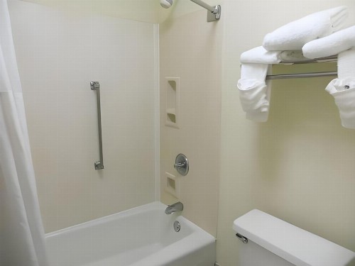 Baymont Inn & Suites by Wyndham Florence - image 20