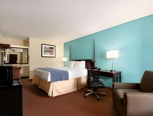 Baymont Inn & Suites by Wyndham Florence - image 22