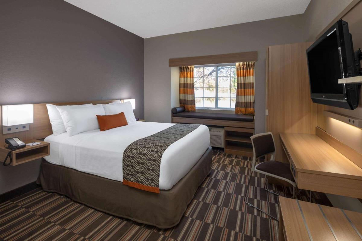 Microtel Inn & Suites by Wyndham Florence - image 3
