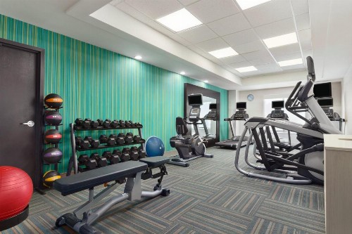 Holiday Inn Express & Suites Florence an IHG Hotel - image 11