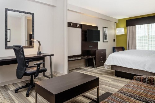 Holiday Inn Express & Suites Florence an IHG Hotel - image 34