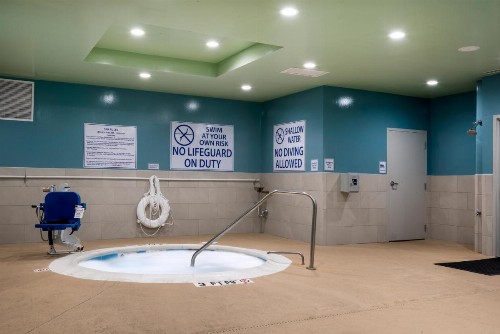 Holiday Inn Express & Suites Florence I-95 & I-20 Civic Ctr an IHG Hotel - image 11