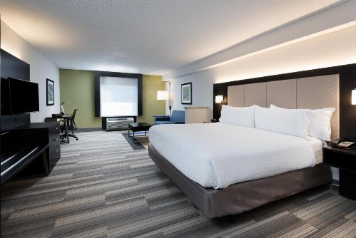 Holiday Inn Express & Suites Florence I-95 & I-20 Civic Ctr an IHG Hotel - image 12