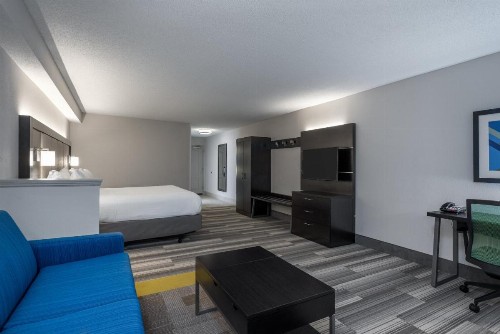 Holiday Inn Express & Suites Florence I-95 & I-20 Civic Ctr an IHG Hotel - image 35