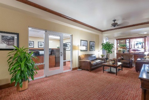 Hampton Inn & Suites Florence-North-I-95 - image 5