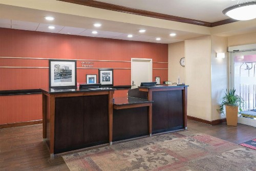 Hampton Inn & Suites Florence-North-I-95 - image 6