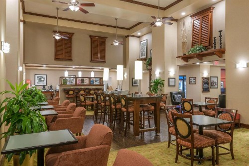 Hampton Inn & Suites Florence-North-I-95 - image 8