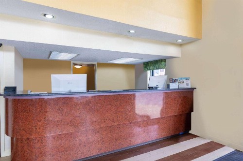 Days Inn by Wyndham Florence/I-95 North - image 42