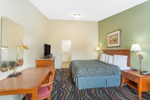 Days Inn by Wyndham Florence/I-95 North - image 47