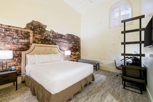 Hotel Florence Tapestry Collection by Hilton - image 16