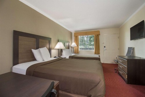 Suburban Extended Stay Hotel Florence - image 10