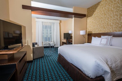 Fairfield Inn & Suites by Marriott Florence I-20 - image 14