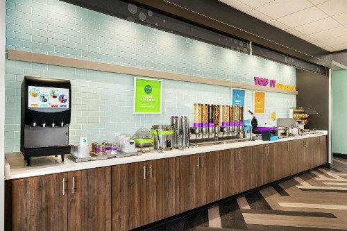 Tru By Hilton Florence I-95 - image 14