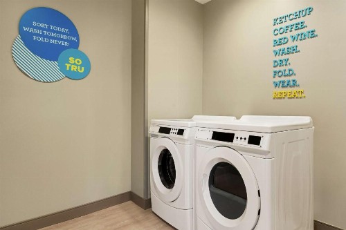 Tru By Hilton Florence I-95 - image 27