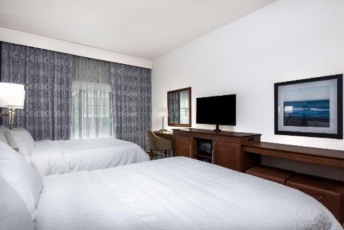 Hampton Inn & Suites Florence Center - image 12