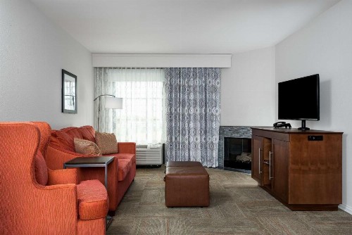 Hampton Inn & Suites Florence Center - image 13