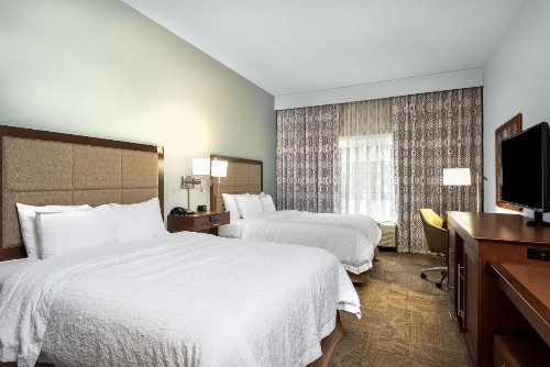 Hampton Inn & Suites Florence Center - image 17