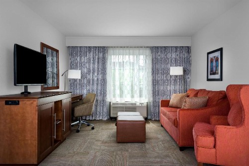 Hampton Inn & Suites Florence Center - image 19
