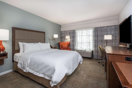 Hampton Inn & Suites Florence Center - image 24