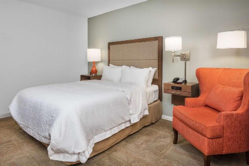 Hampton Inn & Suites Florence Center - image 31