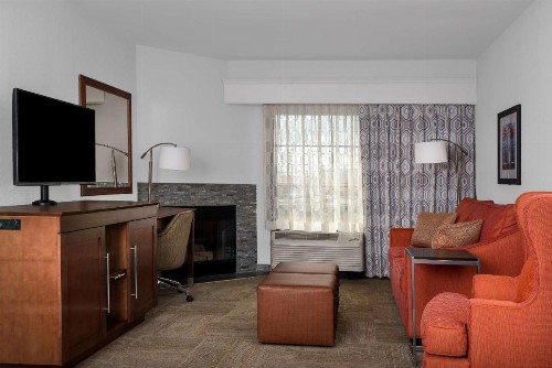 Hampton Inn & Suites Florence Center - image 32