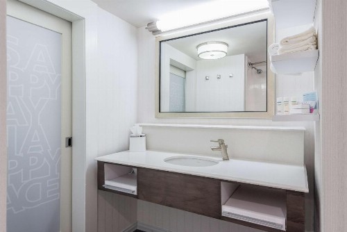 Hampton Inn & Suites Florence Center - image 34