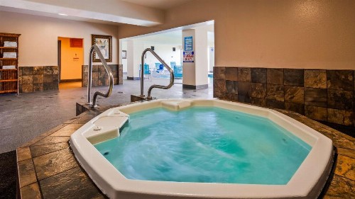 Best Western Pier Point Inn - image 14
