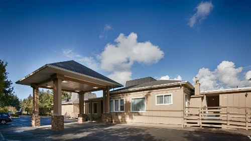 Best Western Pier Point Inn - image 15
