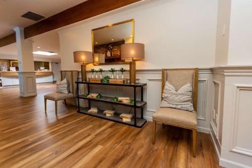 Best Western Pier Point Inn - image 2
