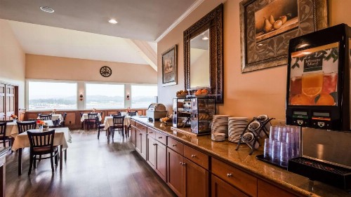 Best Western Pier Point Inn - image 3