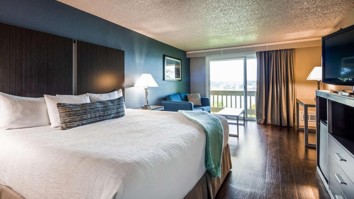 Best Western Pier Point Inn - image 7