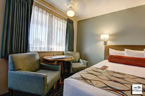 Old Town Inn - image 14
