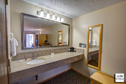 Old Town Inn - image 15